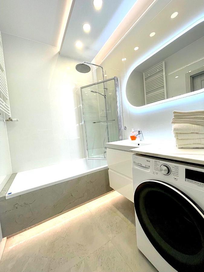 Apartament Z Tarasem I Widokiem Na Odre Breslavia Exterior foto