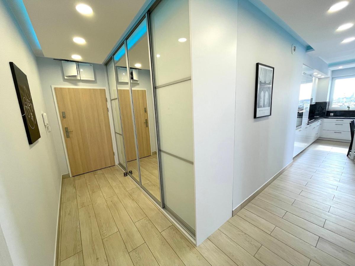 Apartament Z Tarasem I Widokiem Na Odre Breslavia Exterior foto